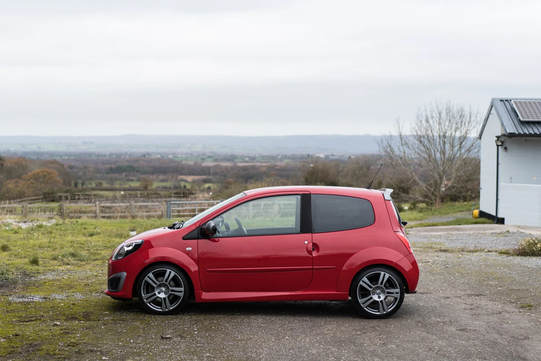 2009 Renault - Image 20 of 31