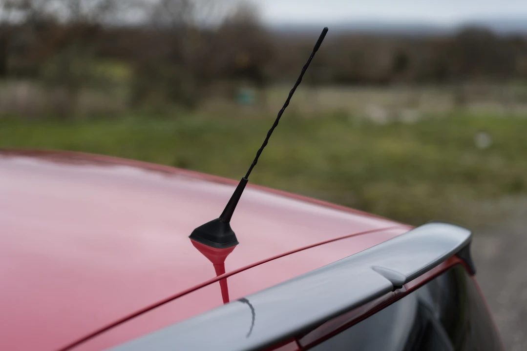 2009 Renault - Image 27 of 31
