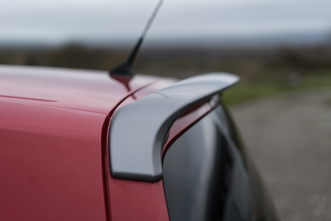 2009 Renault - Image 28 of 31
