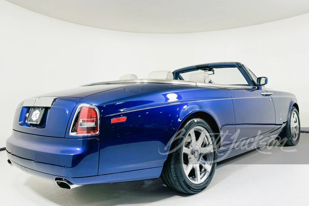2009 Rolls-Royce Phantom VII - Image 10 of 17