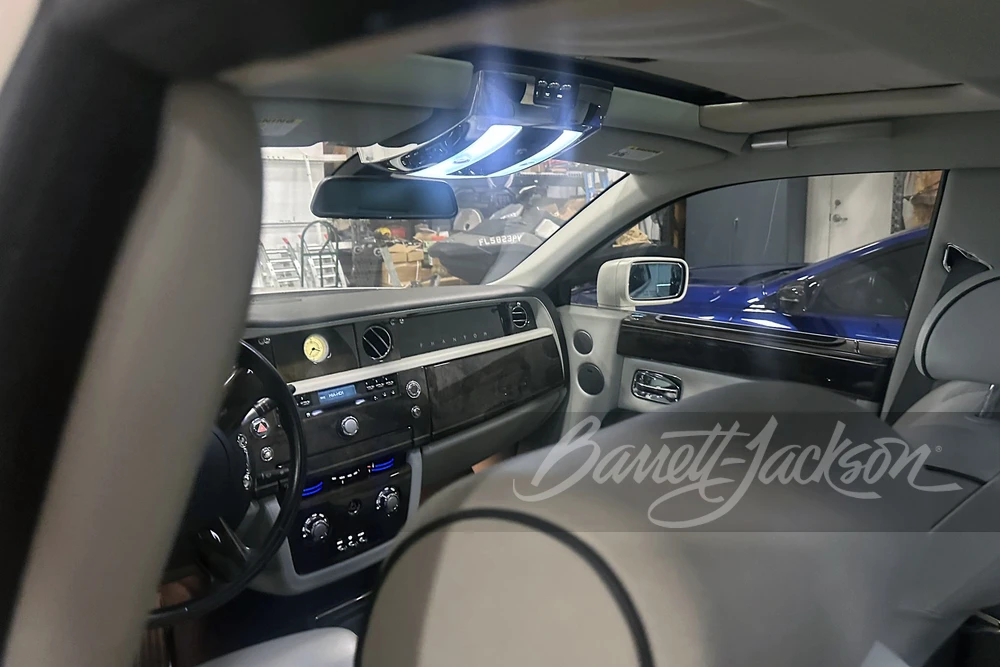 2009 Rolls-Royce Phantom VII - Image 11 of 31