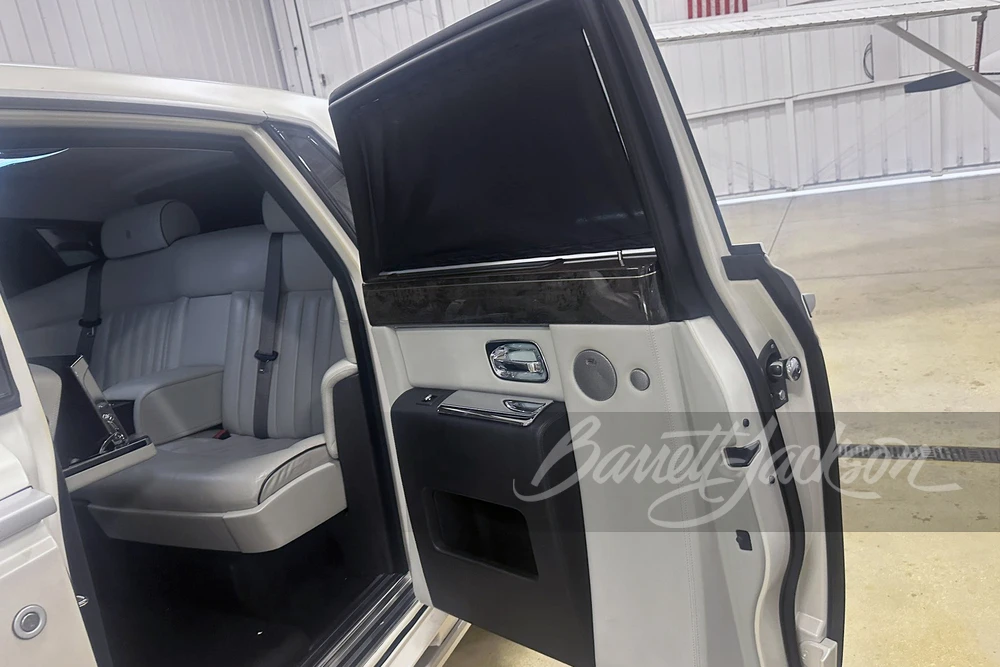 2009 Rolls-Royce Phantom VII - Image 22 of 31
