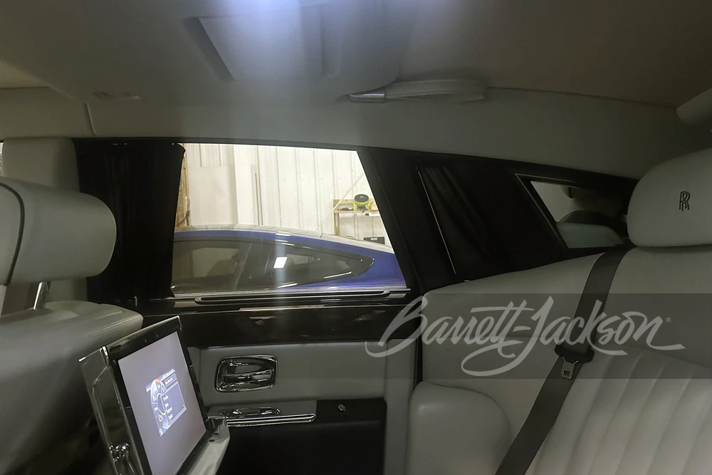 2009 Rolls-Royce Phantom VII - Image 23 of 31