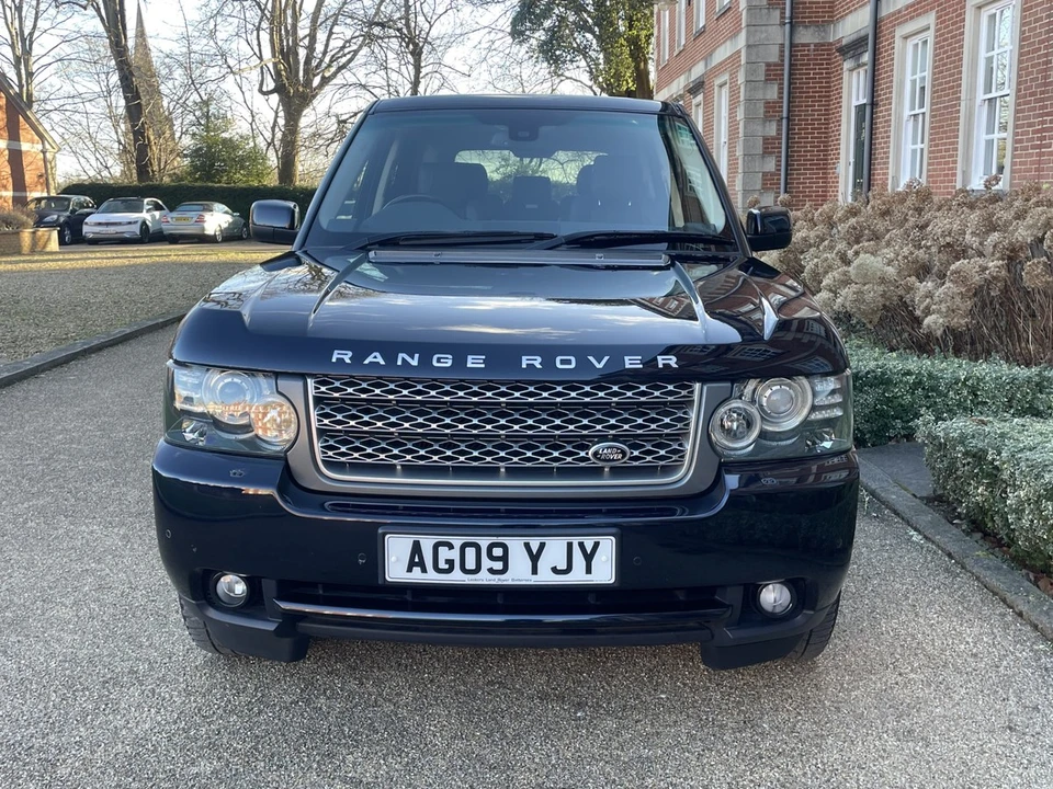 2009 Land Rover Range Rover L322 - Image 2 of 30