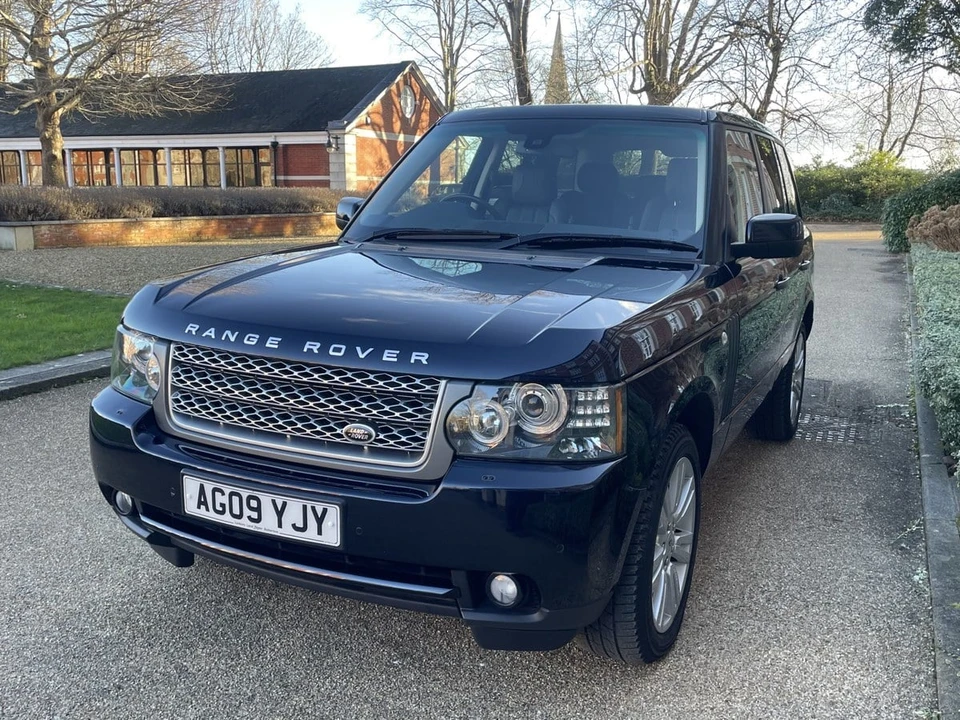 2009 Land Rover Range Rover L322 - Image 3 of 30