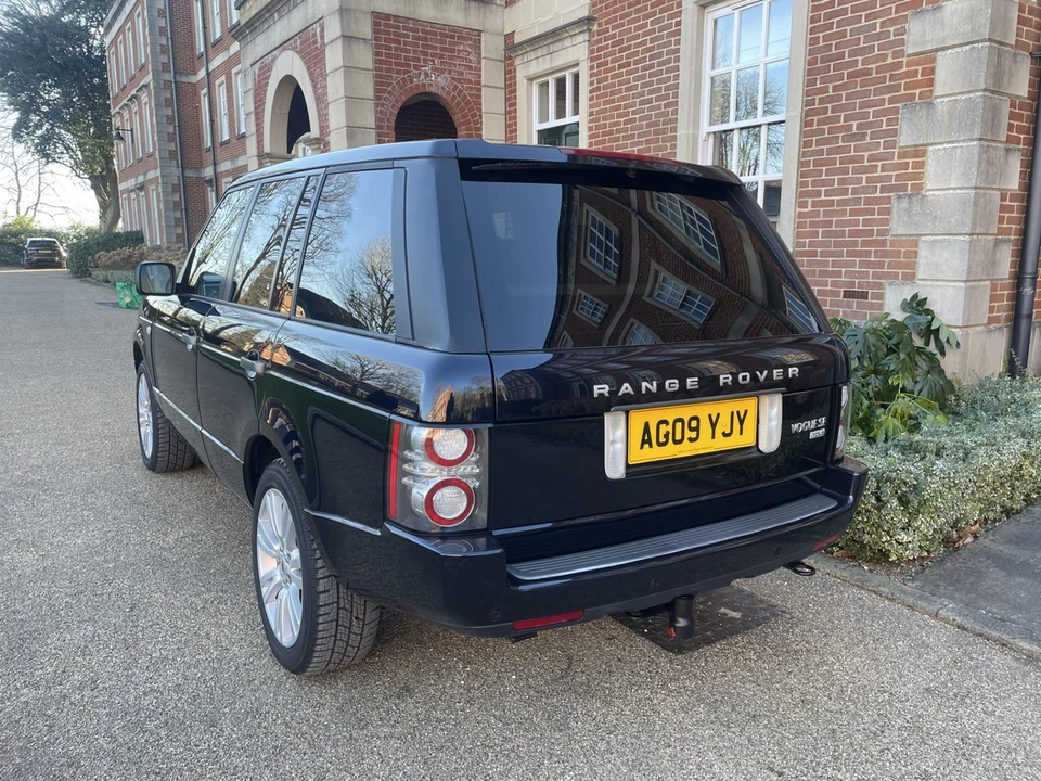 2009 Land Rover Range Rover L322 - Image 15 of 30
