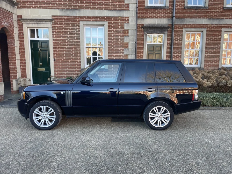 2009 Land Rover Range Rover L322 - Image 16 of 30