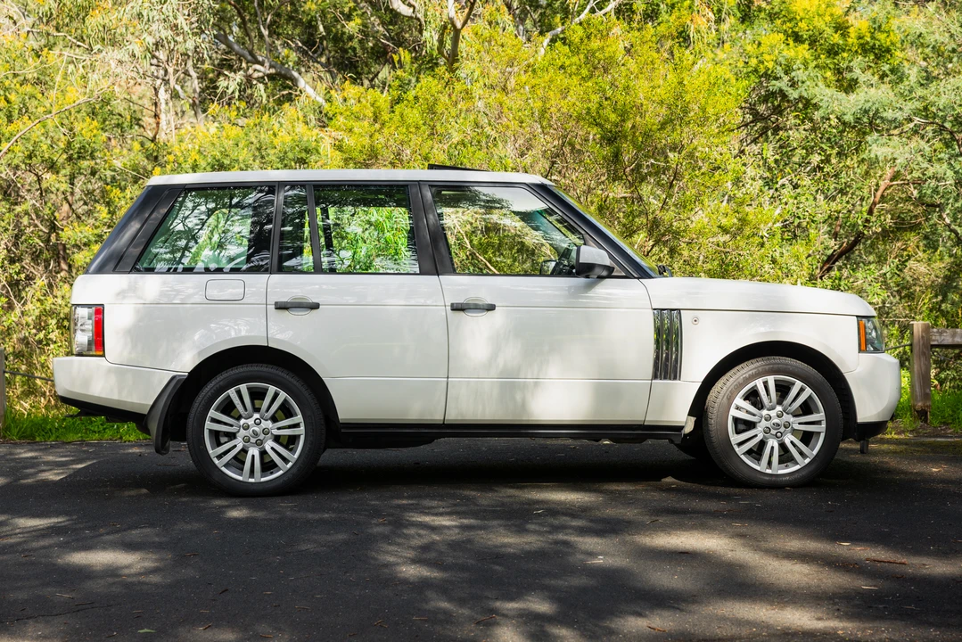 2009 Land Rover Range Rover L322 - Image 8 of 31