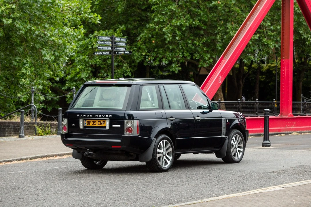 2009 Land Rover Range Rover L322 - Image 8 of 30