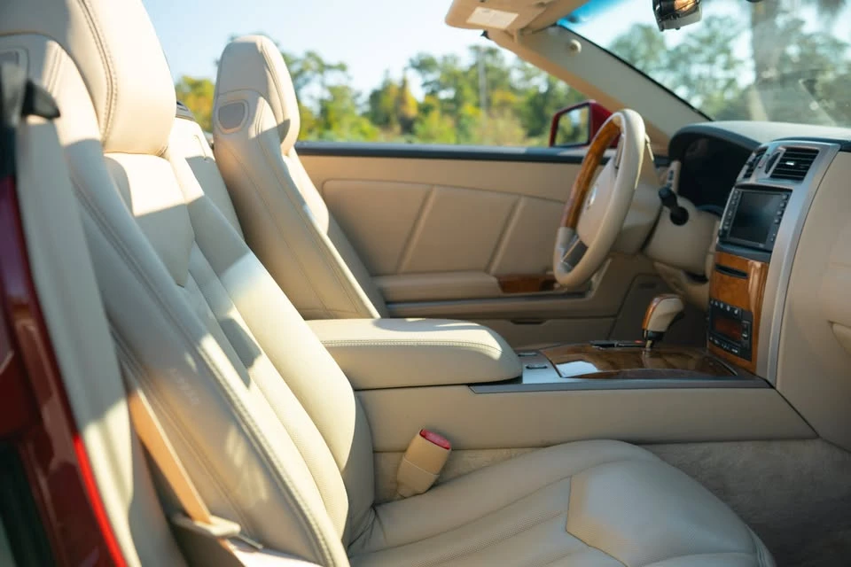 2009 Cadillac XLR - Image 8 of 8