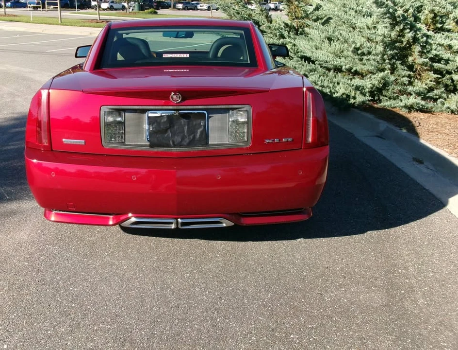 2009 Cadillac XLR - Image 6 of 8