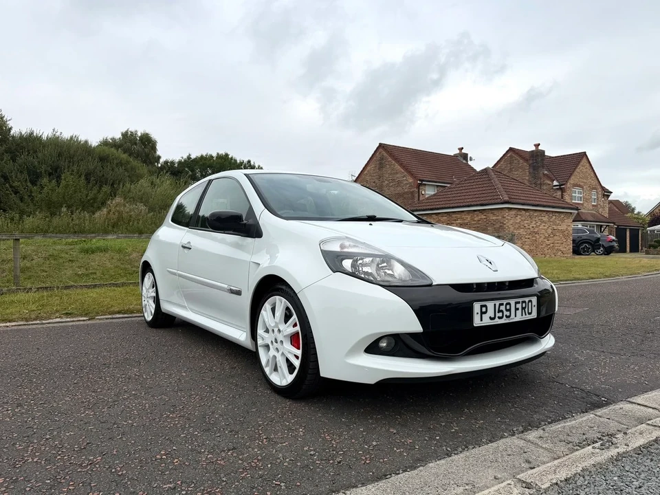 2009 Renault Clio 3rd Gen - Image 3 of 30