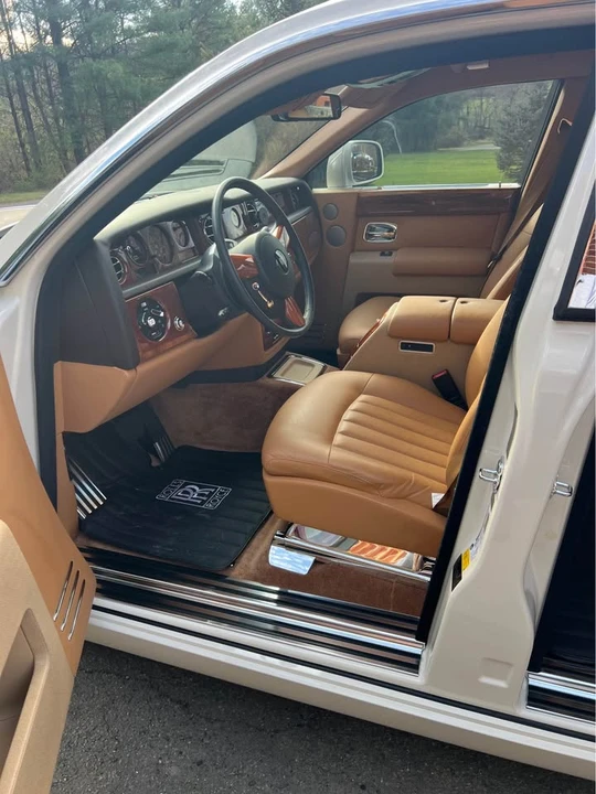 2009 Rolls-Royce Phantom VII - Image 2 of 7
