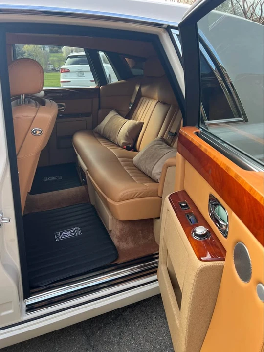 2009 Rolls-Royce Phantom VII - Image 3 of 7
