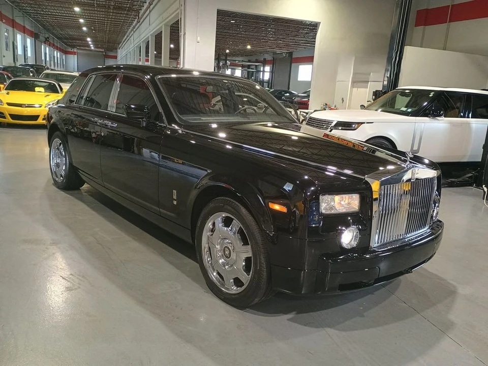 2009 Rolls-Royce Phantom VII - Image 8 of 12