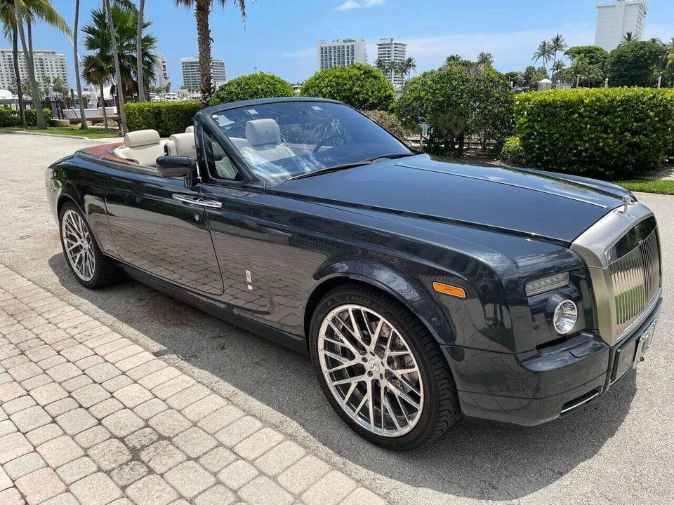 2009 Rolls-Royce Phantom VII - Image 11 of 31