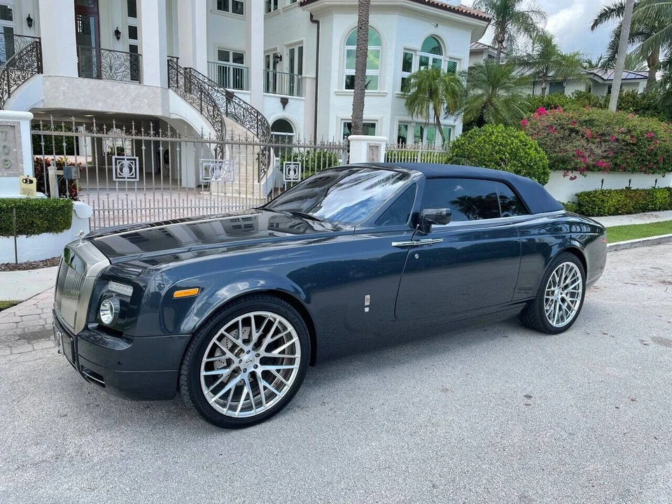 2009 Rolls-Royce Phantom VII - Image 2 of 31