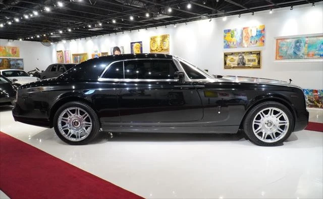 2009 Rolls-Royce Phantom VII - Image 13 of 31