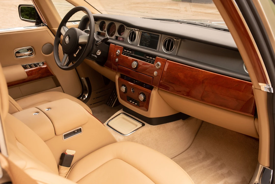 2009 Rolls-Royce Phantom VII - Image 27 of 31