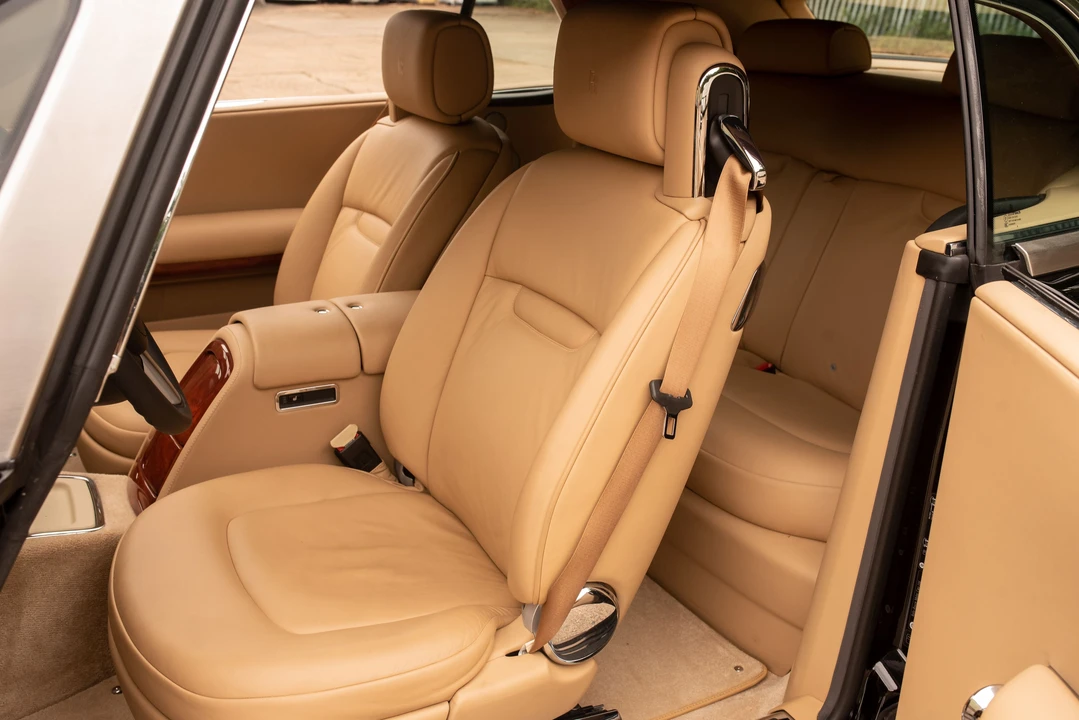 2009 Rolls-Royce Phantom VII - Image 22 of 31
