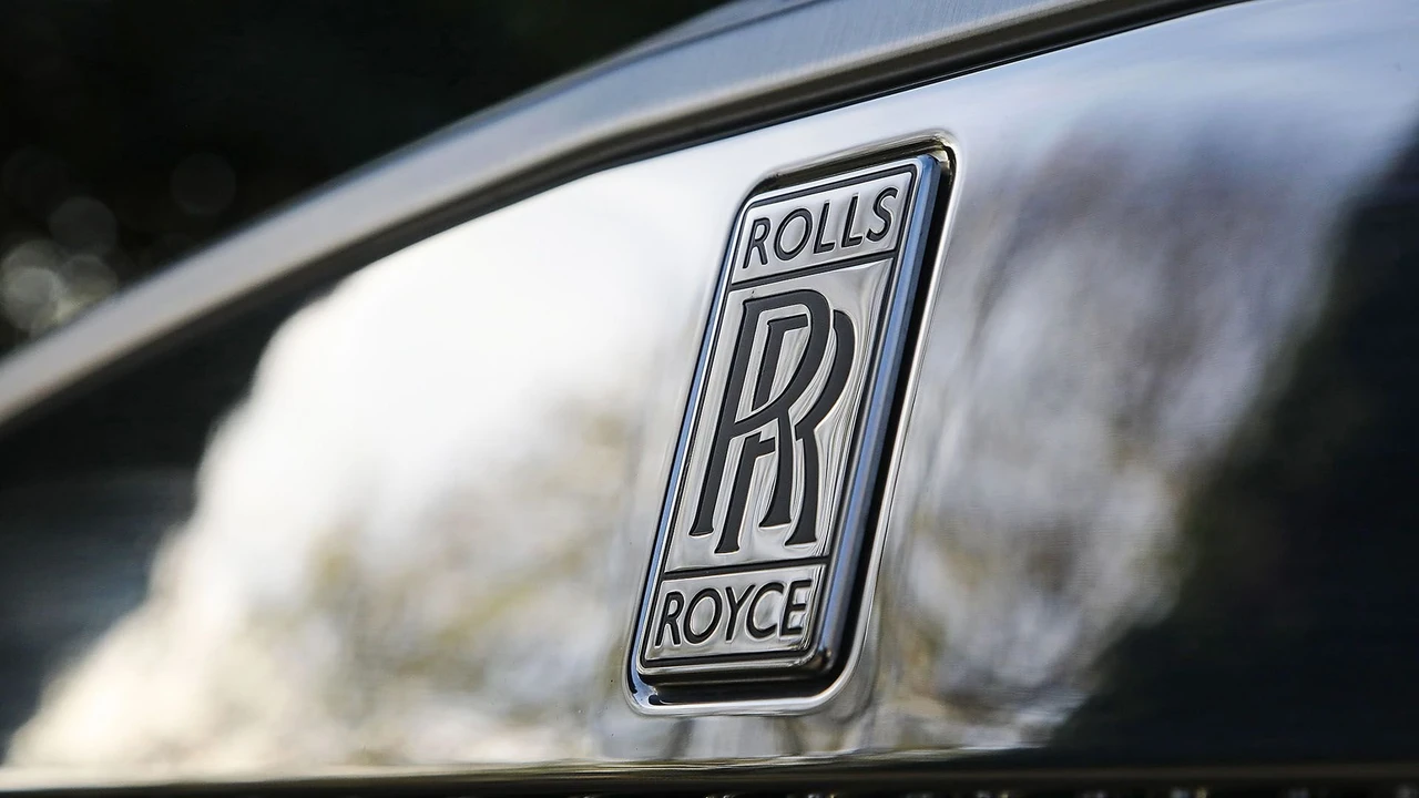 2009 Rolls-Royce Phantom VII - Image 12 of 31