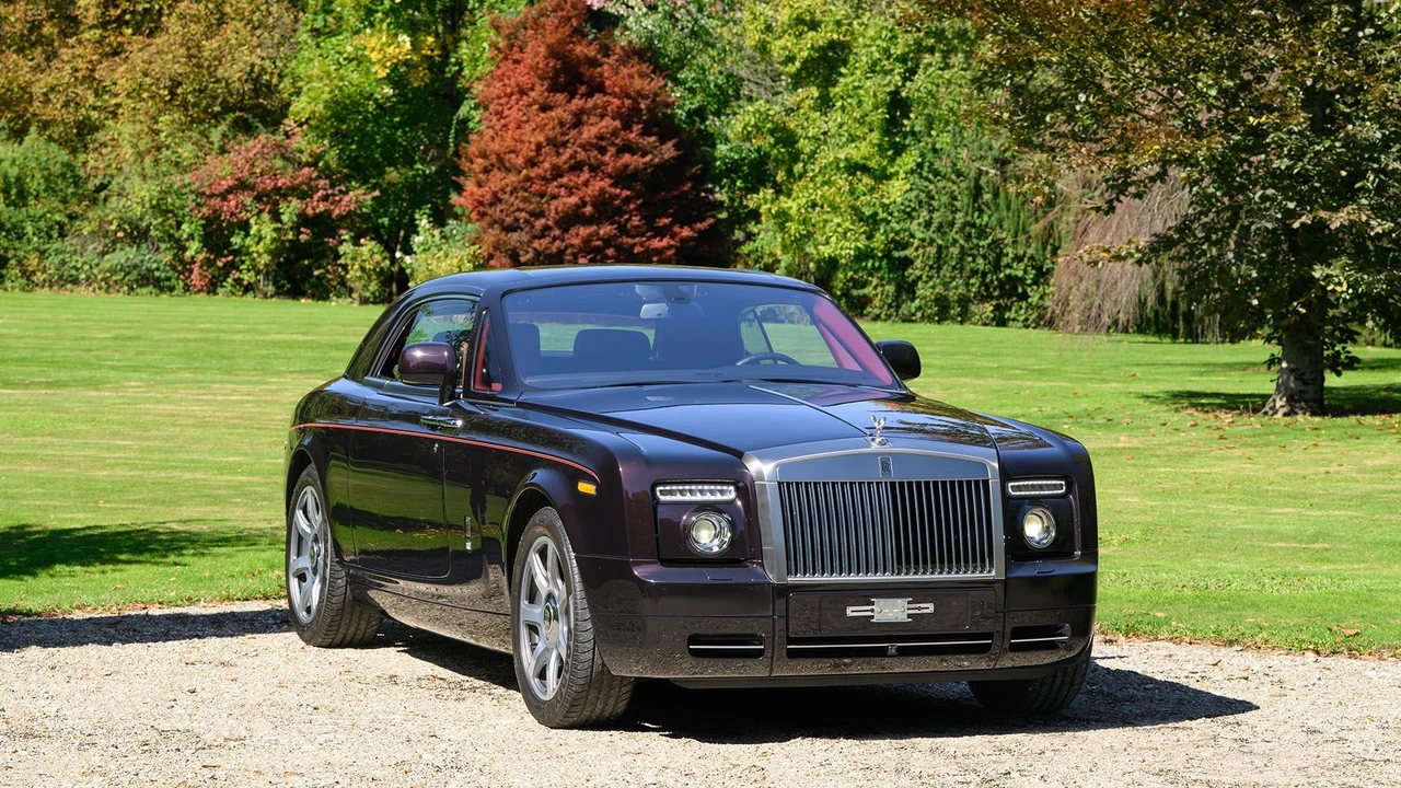 2009 Rolls-Royce Phantom VII - Image 8 of 31