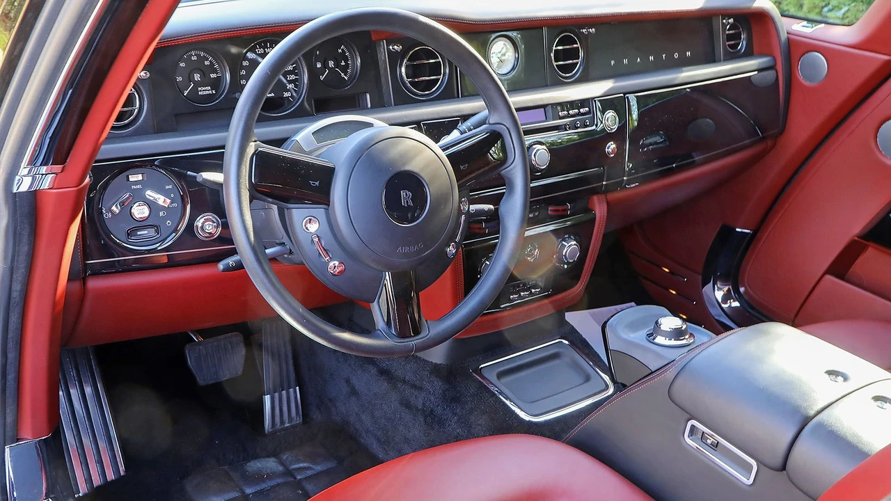 2009 Rolls-Royce Phantom VII - Image 3 of 31