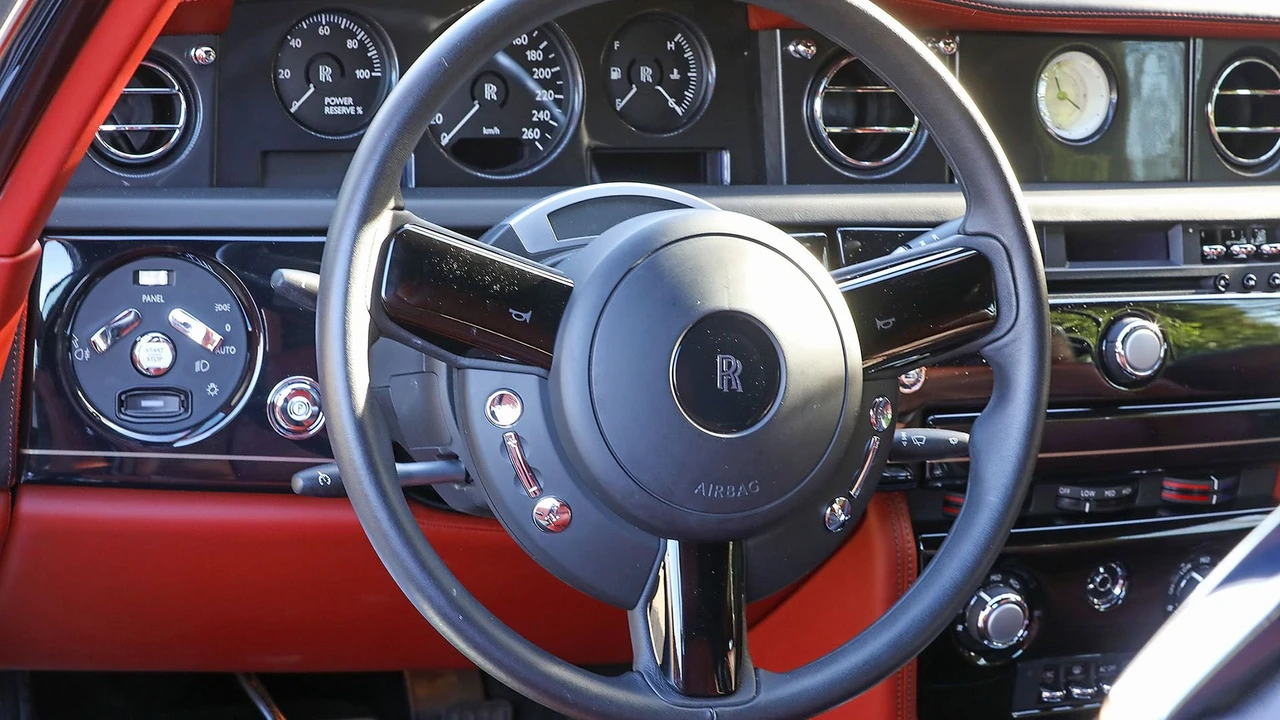 2009 Rolls-Royce Phantom VII - Image 29 of 31