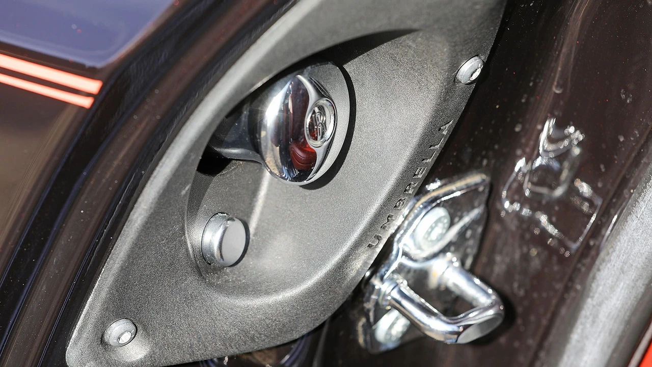 2009 Rolls-Royce Phantom VII - Image 24 of 31