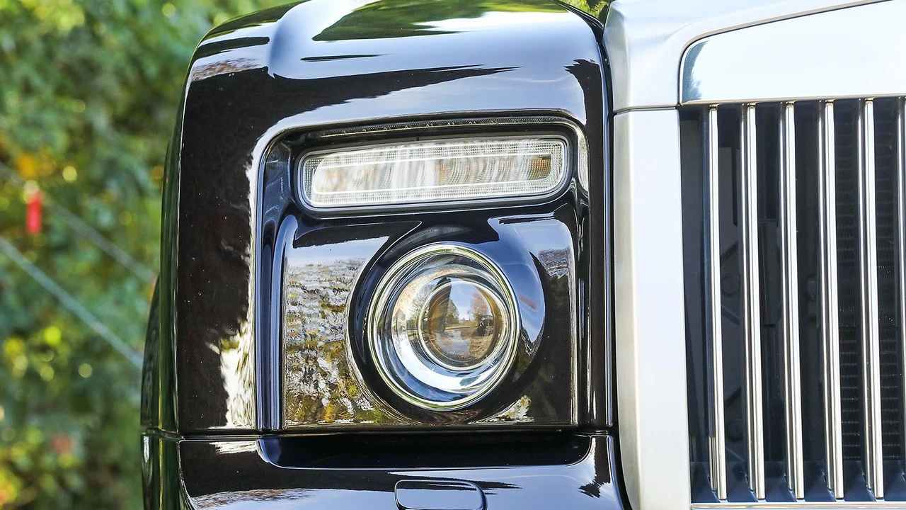 2009 Rolls-Royce Phantom VII - Image 17 of 31