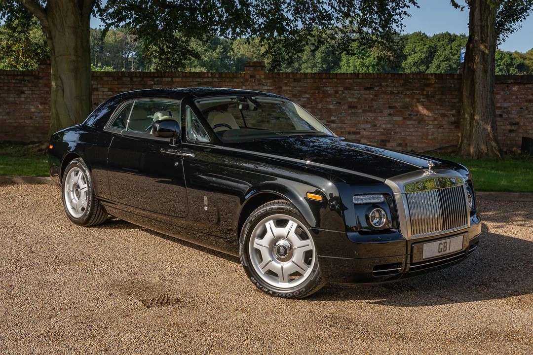 2009 Rolls-Royce Phantom VII - Image 2 of 31