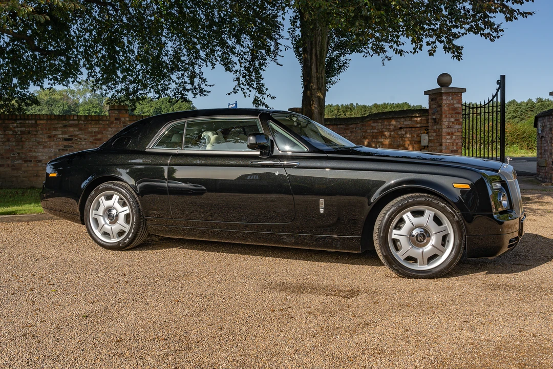 2009 Rolls-Royce Phantom VII - Image 16 of 31