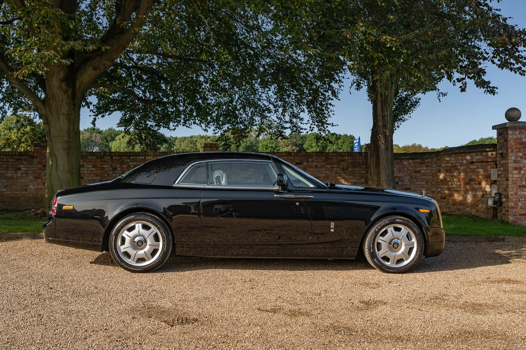 2009 Rolls-Royce Phantom VII - Image 6 of 31