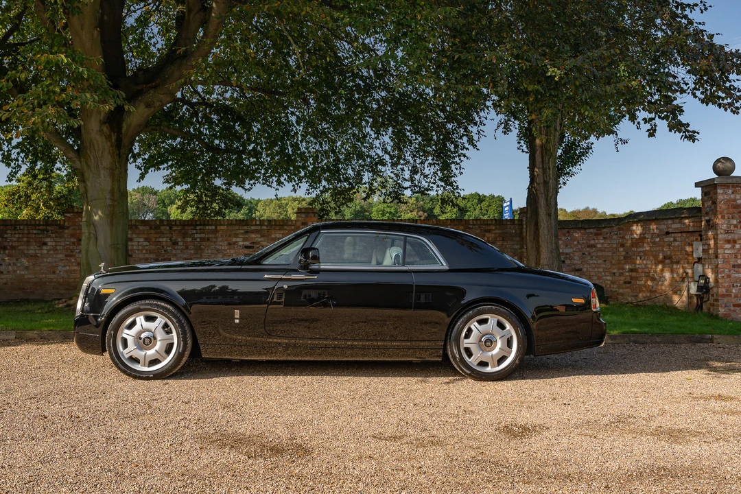 2009 Rolls-Royce Phantom VII - Image 18 of 31