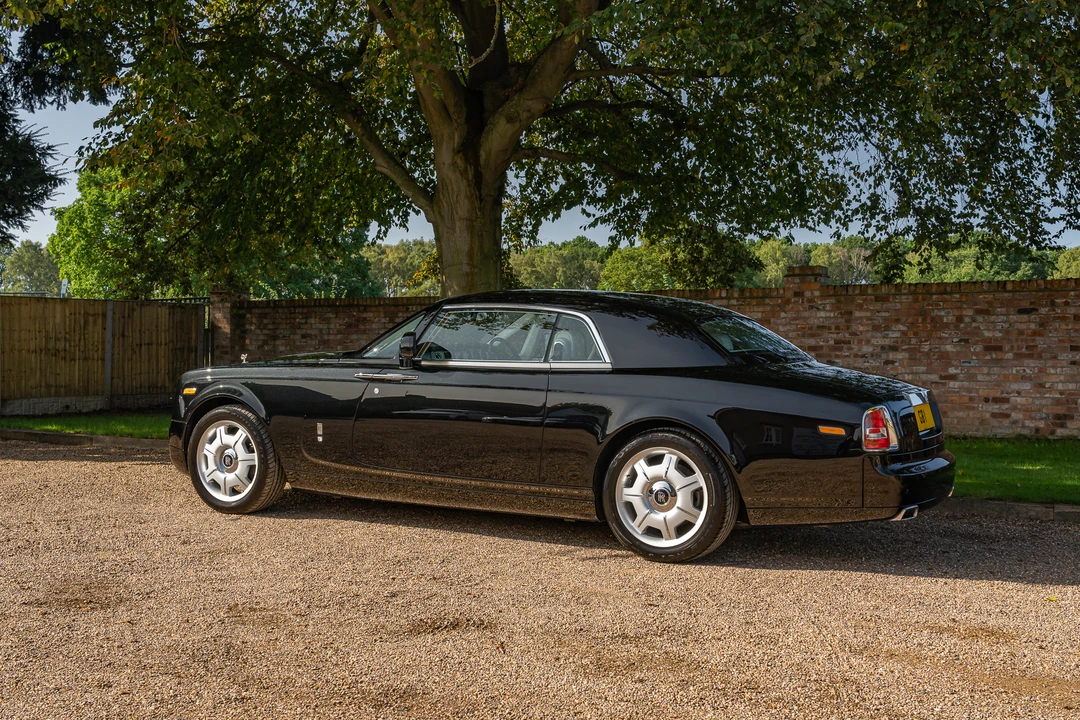 2009 Rolls-Royce Phantom VII - Image 10 of 31