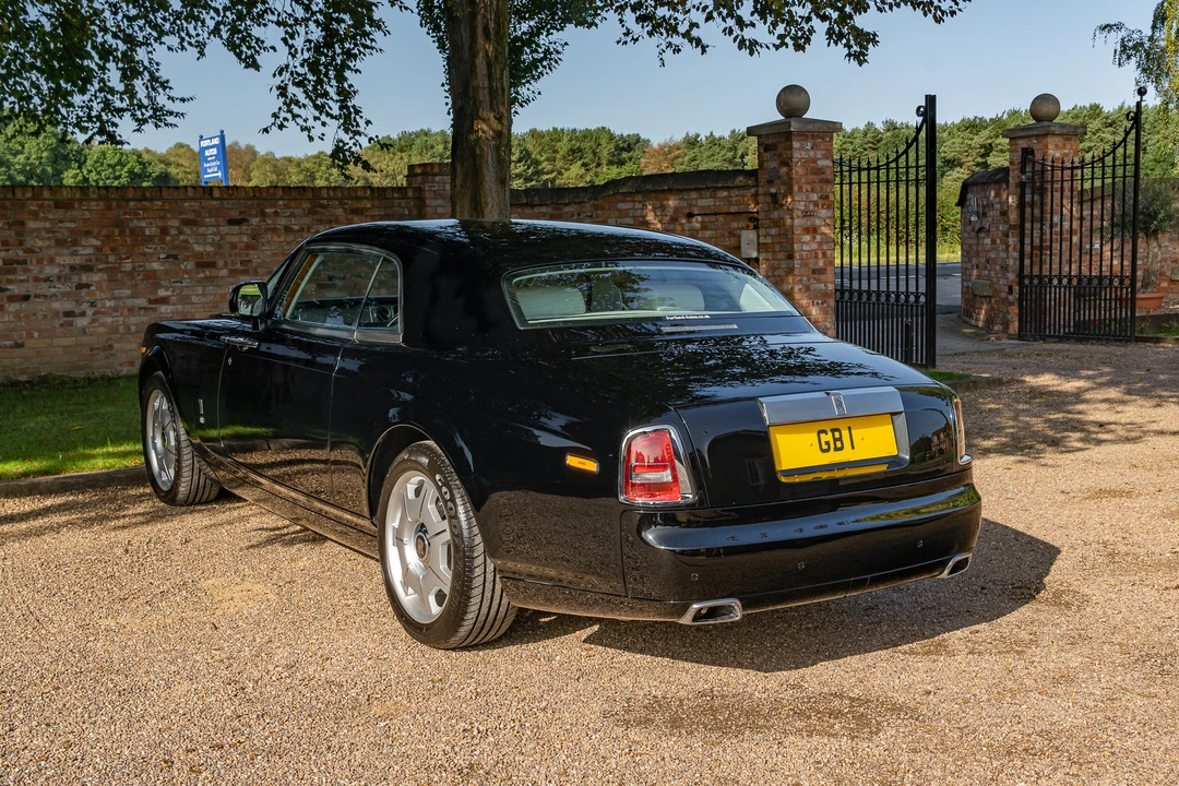 2009 Rolls-Royce Phantom VII - Image 9 of 31