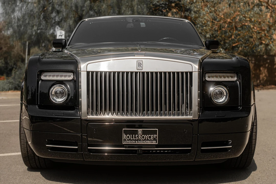 2009 Rolls-Royce Phantom VII - Image 2 of 31