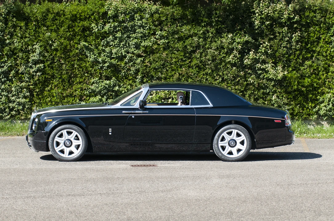 2008 Rolls-Royce Phantom VII - Image 4 of 31
