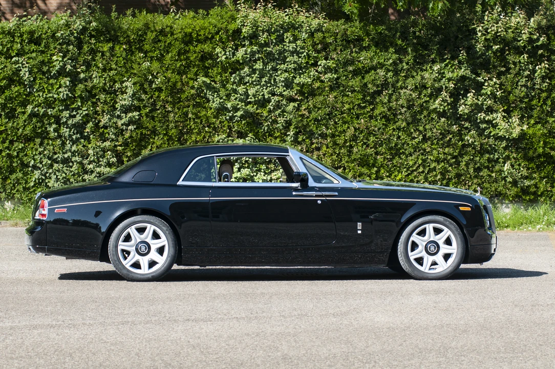 2008 Rolls-Royce Phantom VII - Image 10 of 31