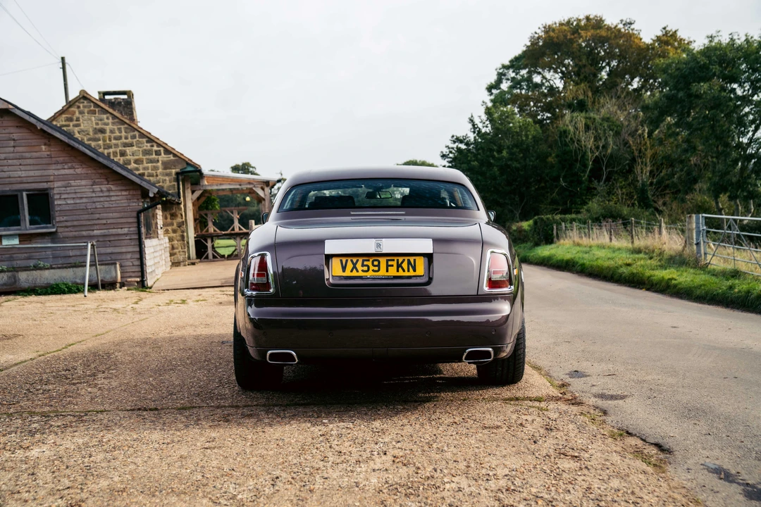 2009 Rolls-Royce Phantom VII - Image 14 of 31