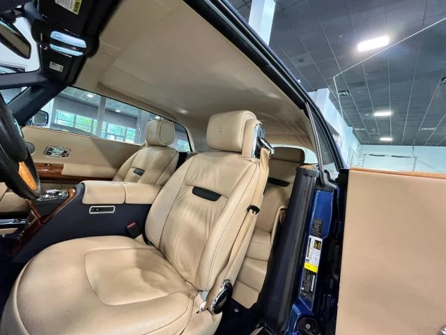 2009 Rolls-Royce Phantom VII - Image 16 of 21