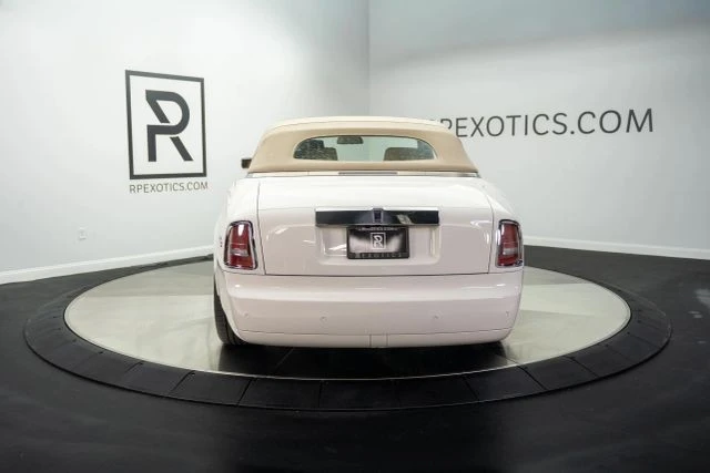 2009 Rolls-Royce Phantom VII - Image 9 of 21