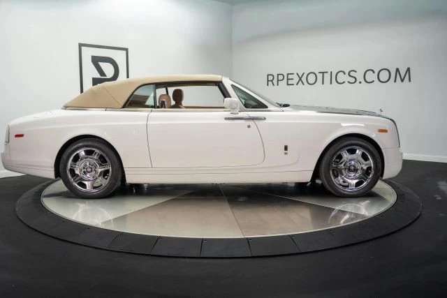 2009 Rolls-Royce Phantom VII - Image 4 of 21