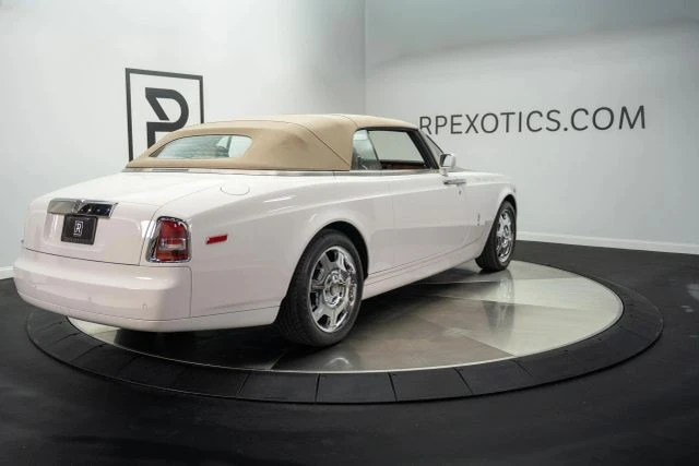 2009 Rolls-Royce Phantom VII - Image 10 of 21