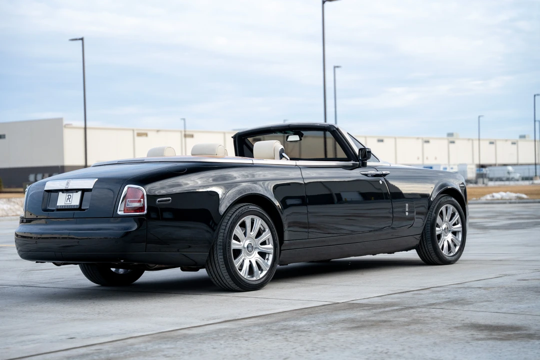 2009 Rolls-Royce Phantom VII - Image 9 of 31