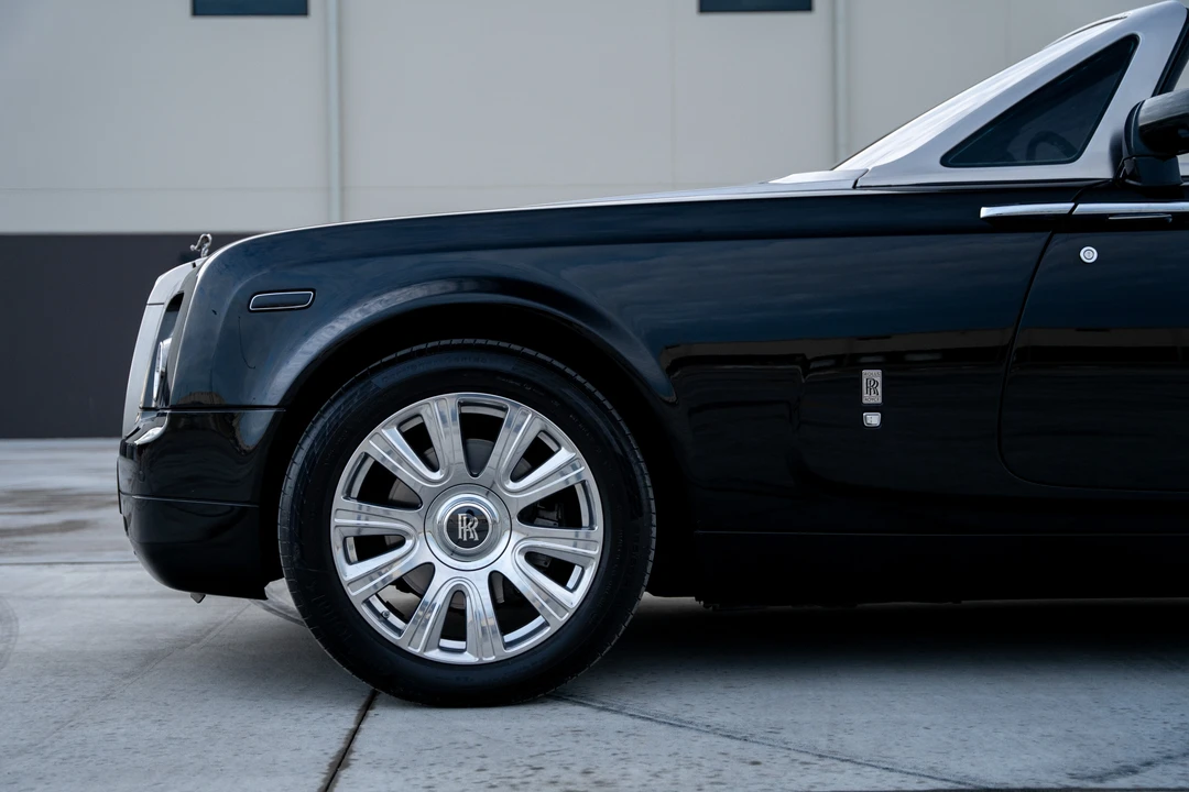 2009 Rolls-Royce Phantom VII - Image 19 of 31