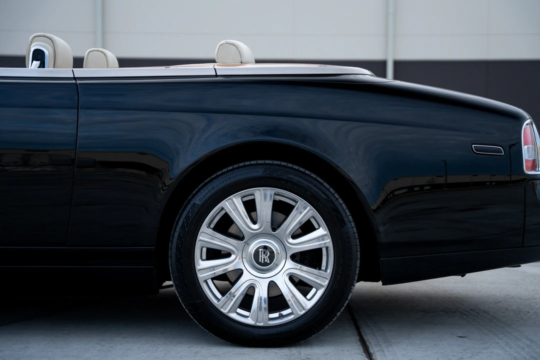 2009 Rolls-Royce Phantom VII - Image 25 of 31