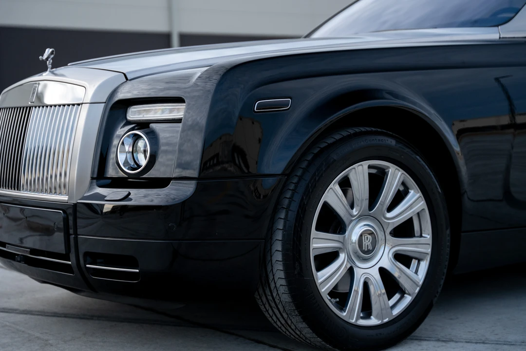 2009 Rolls-Royce Phantom VII - Image 16 of 31
