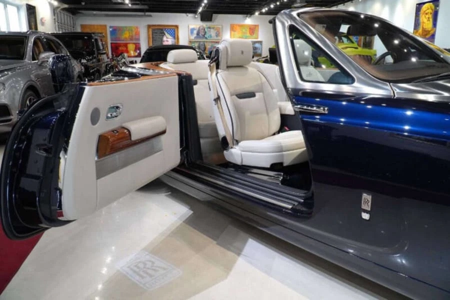 2009 Rolls-Royce Phantom VII - Image 12 of 20