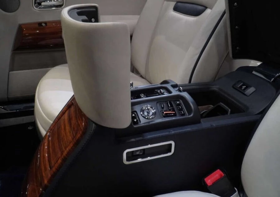 2009 Rolls-Royce Phantom VII - Image 15 of 20